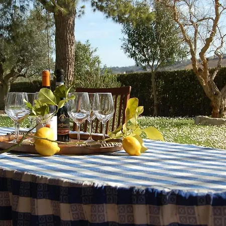 Lejlighed Irma A Relax Con Piscina A 10 Min Dal Mare