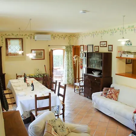 Apartment Irma A Relax Con Piscina A 10 Min Dal Mare